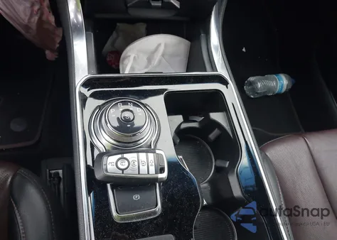 2020 Ford Edge Titanium z USA, uszkodzony, nr VIN 2FMPK3K97LBA35512